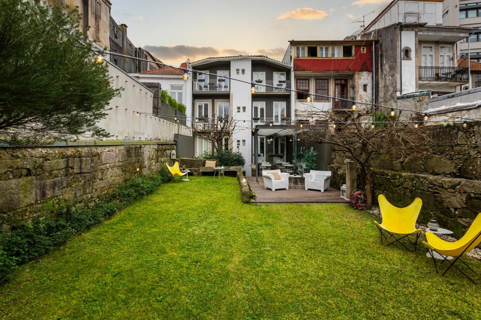 In Porto Gallery Guesthouse Exteriér fotografie